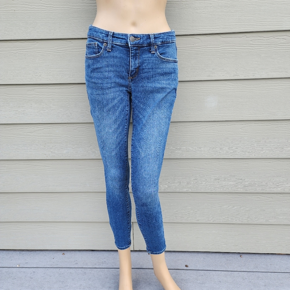 UNIVERSAL THREAD | Mid-Rise Curvy Skinny Jeans